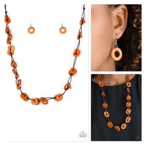 3 $5 items for $10 Waikiki Winds necklace & earrings